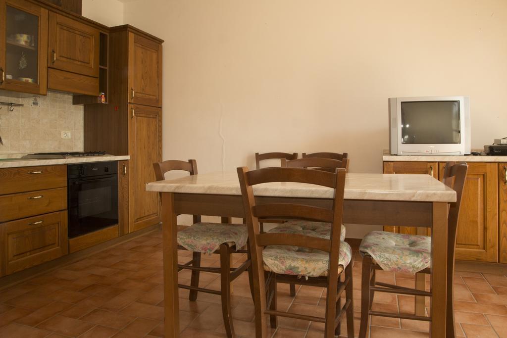 Agriturismo Sant'Orsola Follonica Phòng bức ảnh