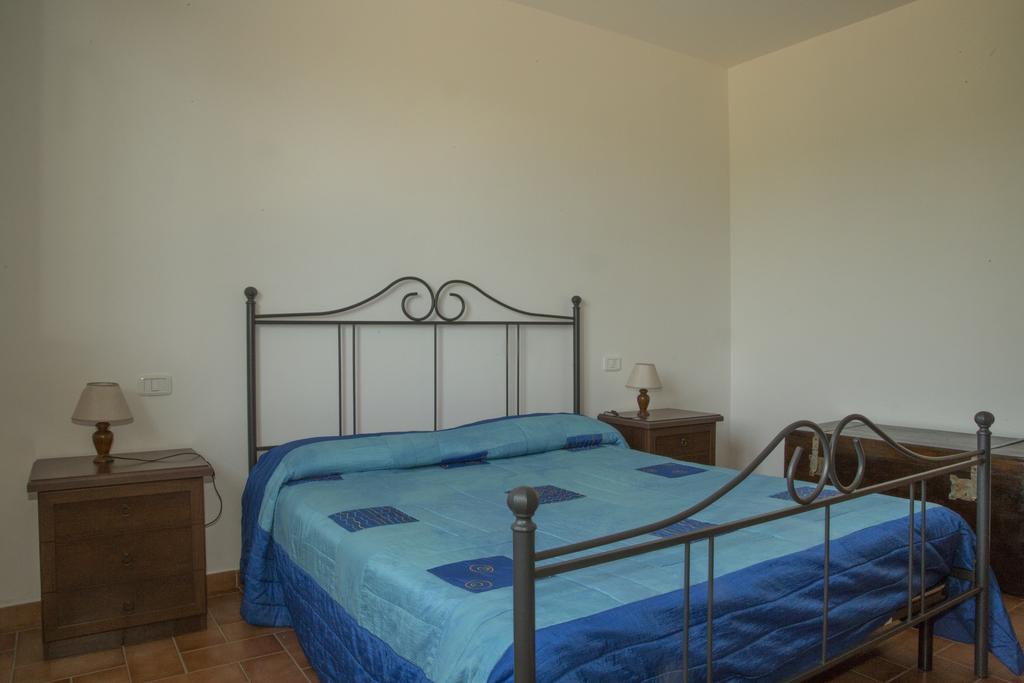 Agriturismo Sant'Orsola Follonica Phòng bức ảnh