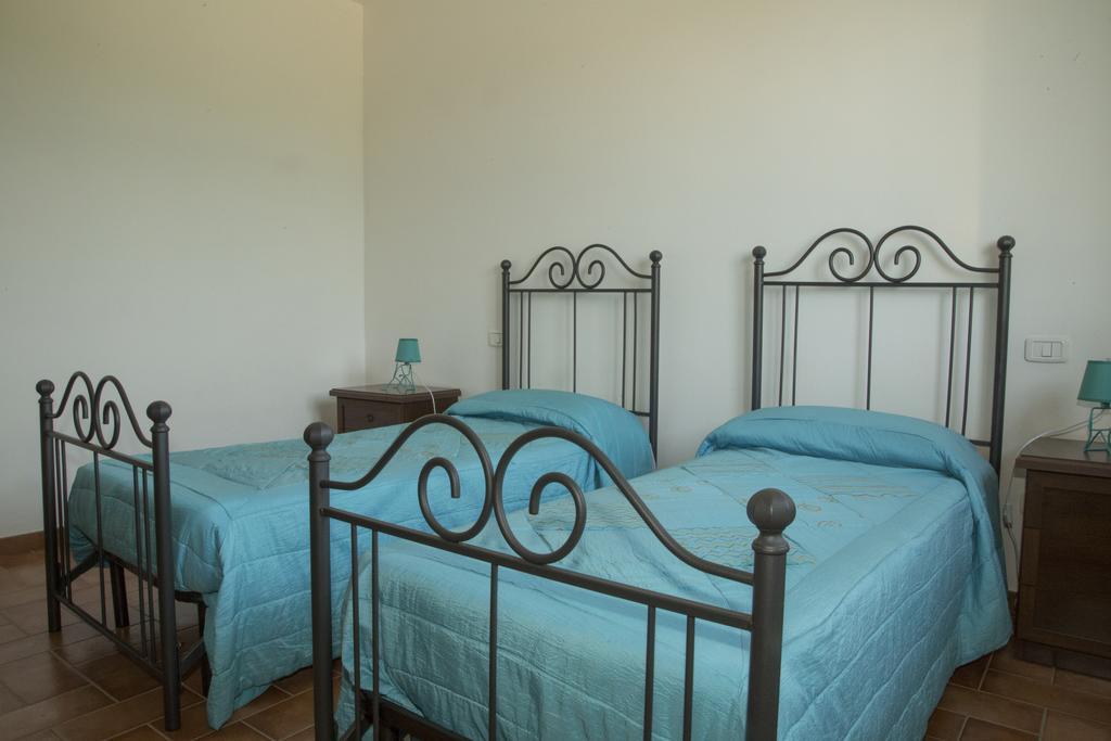 Agriturismo Sant'Orsola Follonica Phòng bức ảnh